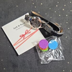 Women's Black Leather Oil Diffuser